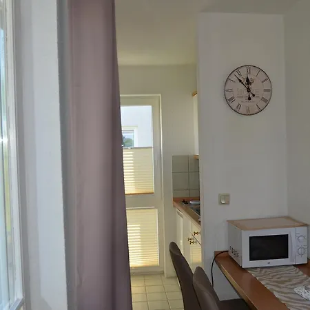 Monika App. 9 *leuchtfeuer* Sassnitz